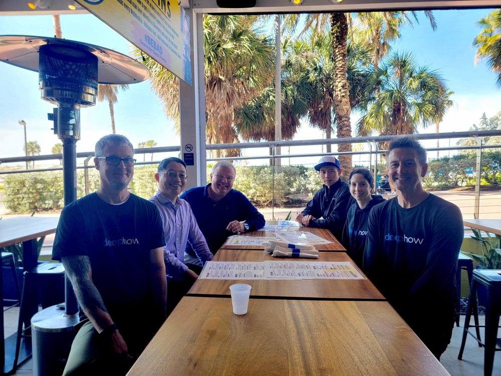 DeepHow Lunch Photo Brightened